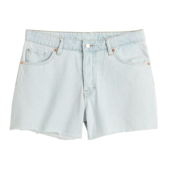 H&M Pants - 90’s Boyfriend Low Denim Shorts in Pale Blue